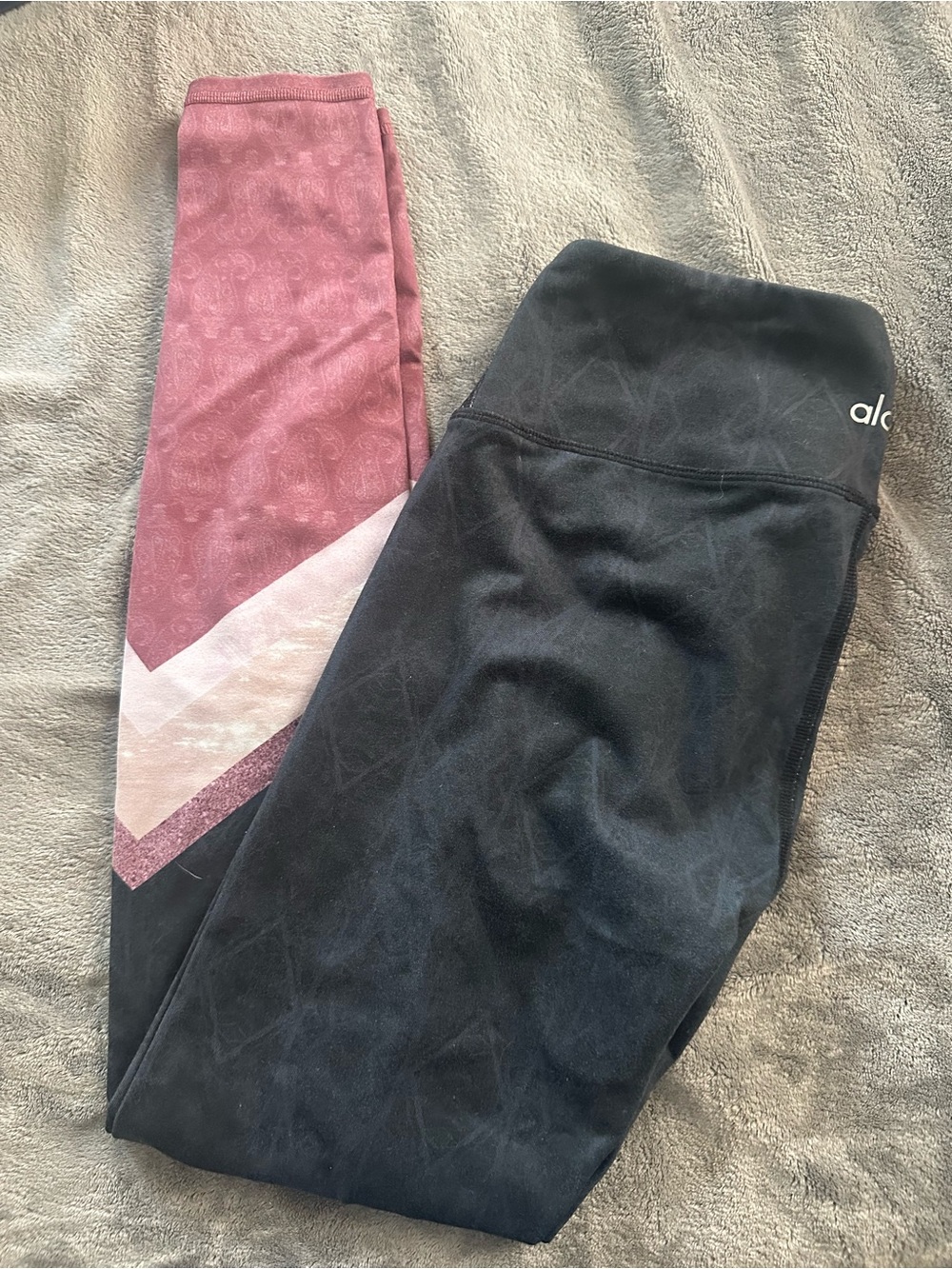 Alo Leggings